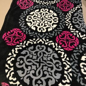 Vera Bradley Throw Canterbury Magenta